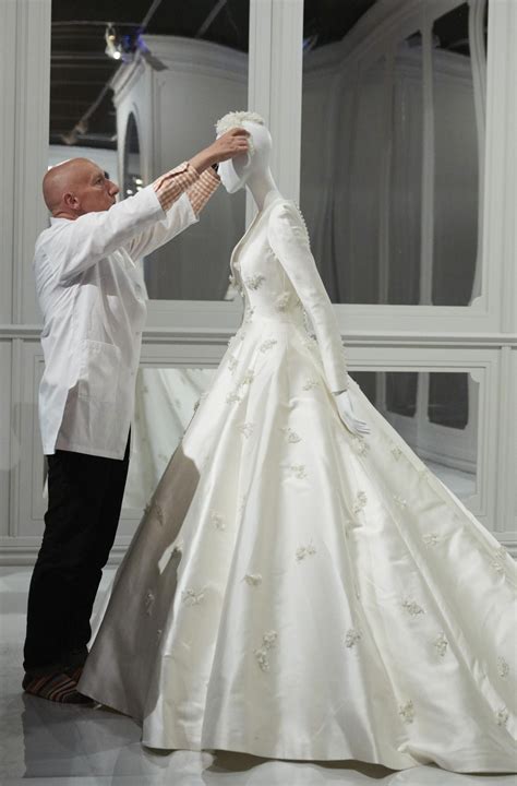 hochzeitskleid dior|Dior wedding dresses.